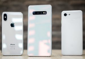 Galaxy-S10-vs-Pixel-3-vs-iPhone-XS